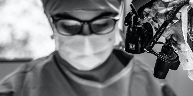 CHIRURGIE DE LA HERNIE DISCALE LOMBAIRE